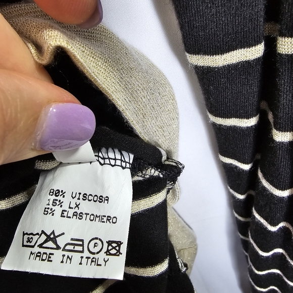 When Black and Gold Stripe Slim Fit Henley Top Made in Italy Size Large - Picture 6 of 7